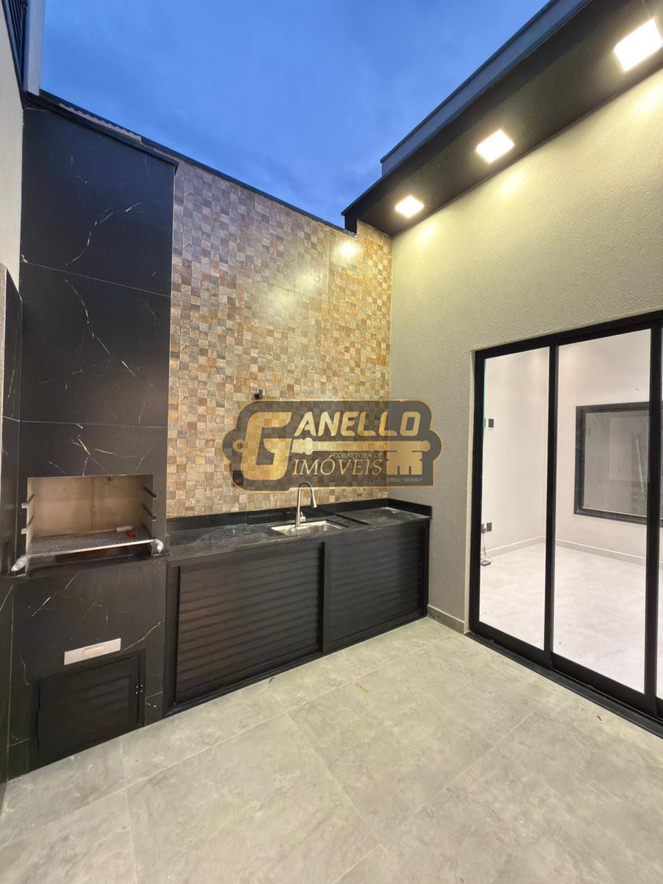 WhatsApp Image 2025-11-04 at 19.37.37 (1)