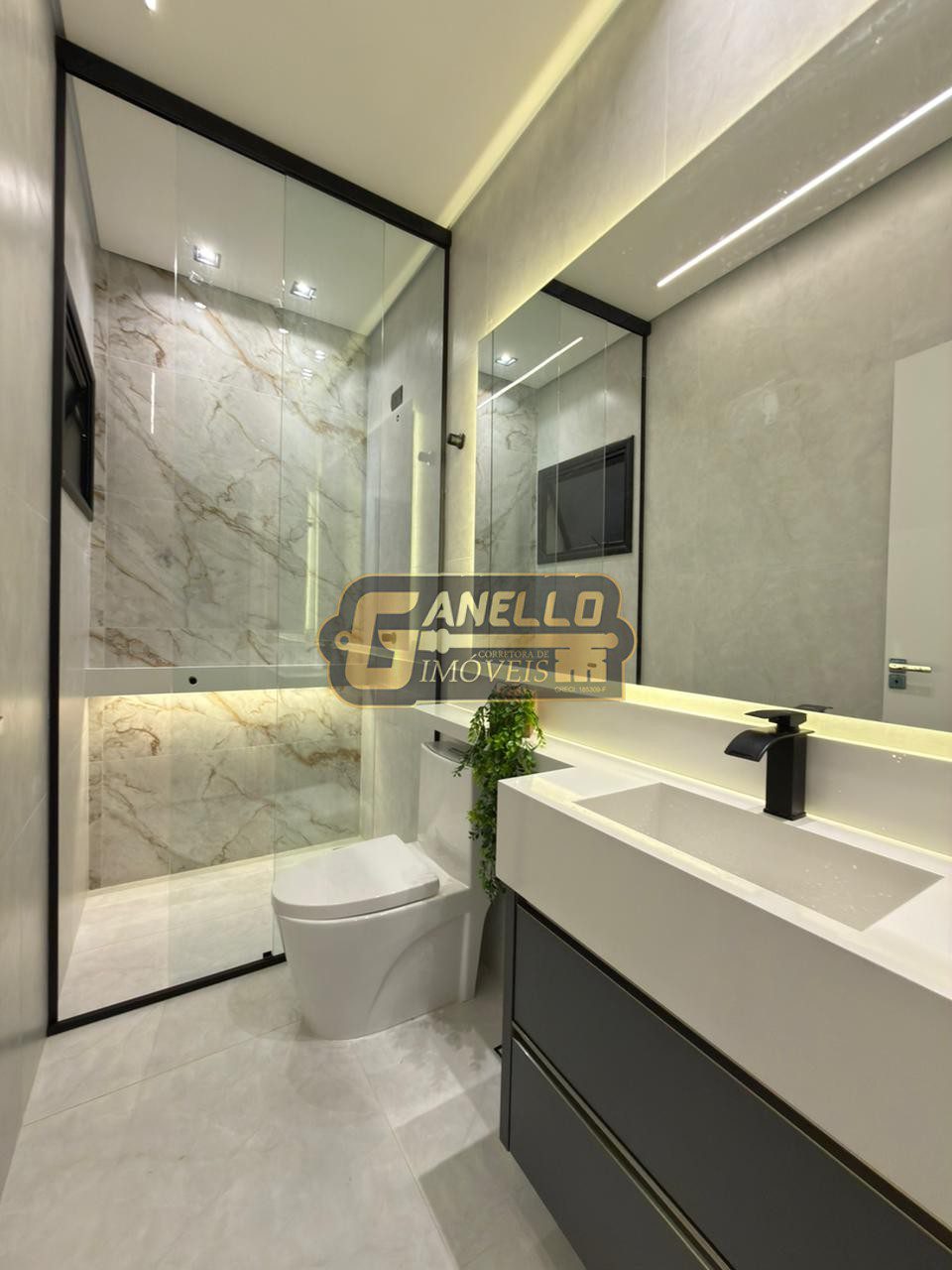 WhatsApp Image 2025-11-04 at 19.37.40 (1)